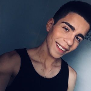 Meet your Posher, Gabriel